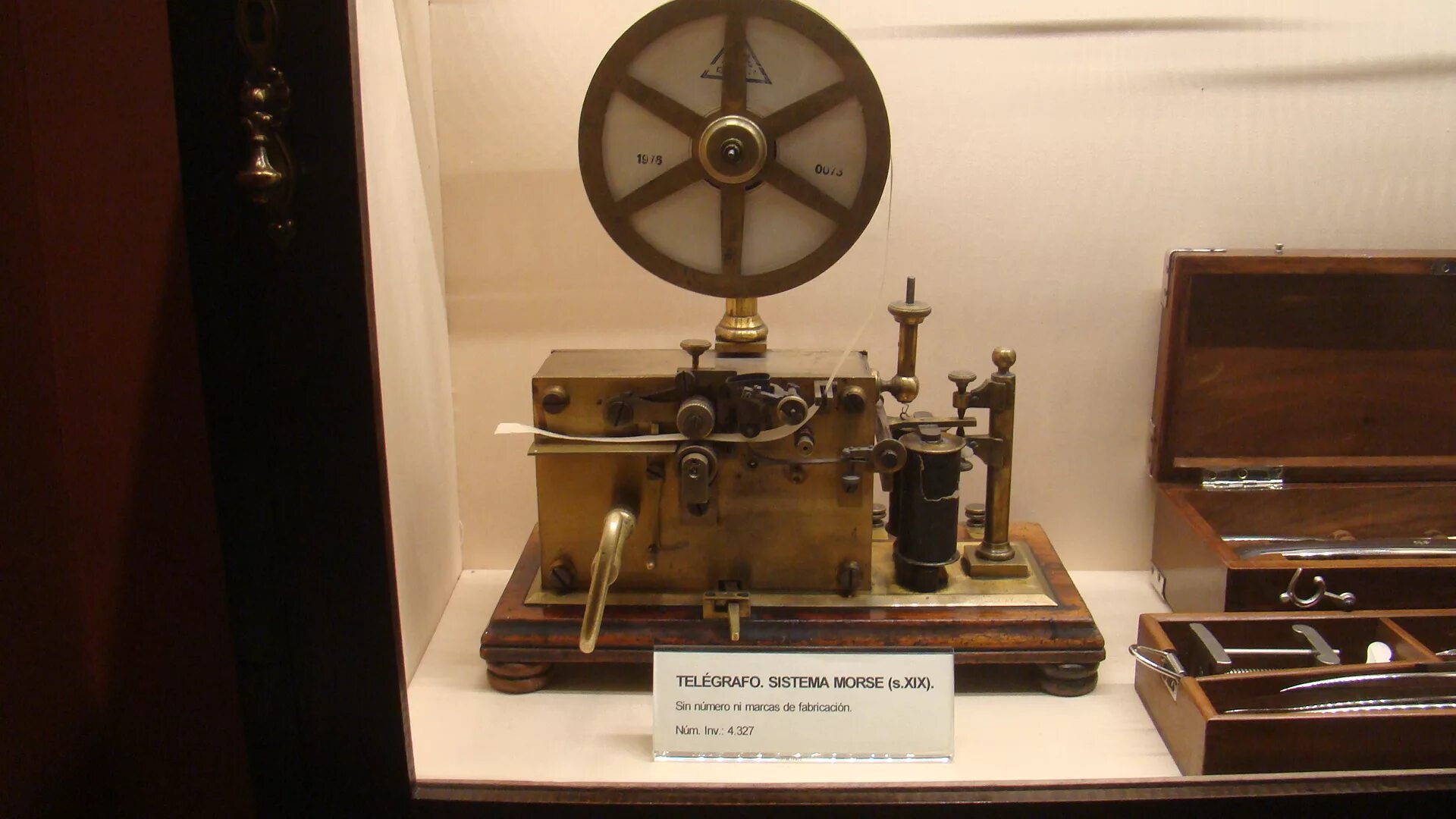 Конус шпинделя, морзе mt. Первый телеграф сэмюэл морзе. Конус морзе 4 размеры. Телеграф 1840. Самюэль морзе и телеграф.