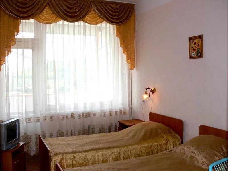 горные ключи приморский край санаторий изумрудный. горные ключи приморский край санаторий изумрудный. расписание столовой в санатории изумрудный. изумрудный санаторий шмаковка путевки. изумрудный санаторий шмаковка путевки.