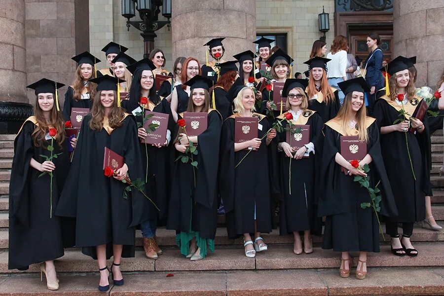 Выпускник кафедры. Выпускники факультета психологии МГУ. Факультет психологии МГУ выпускники факультета психологии МГУ. МГУ Факультет психологии выпускники 2013г.