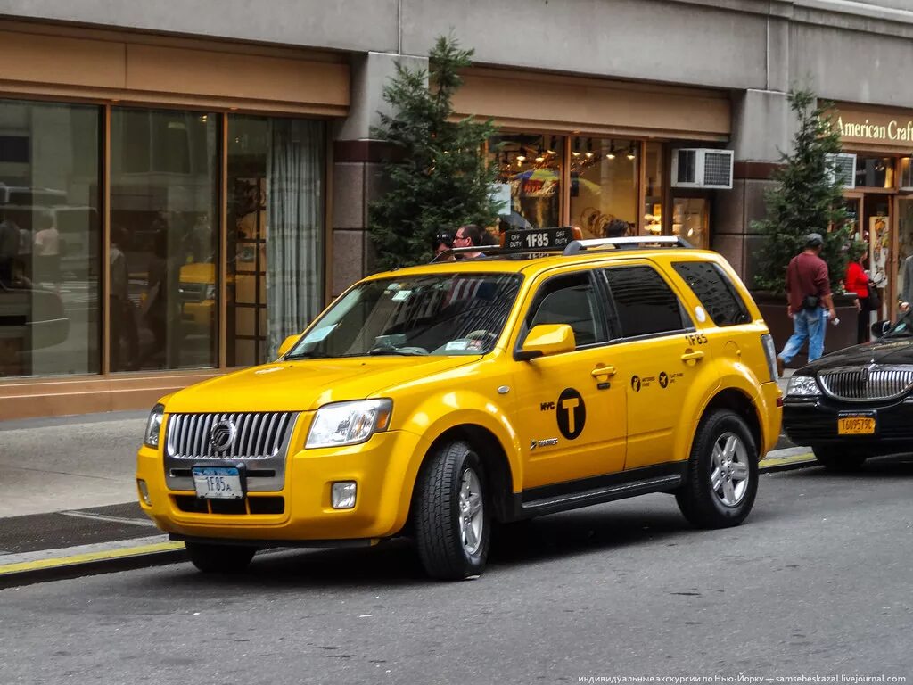 Фото такси машин. Vitel Taxi 55х40. Форд Эскейп такси в Америке. Нью Йоркское такси машины. Машина "такси".