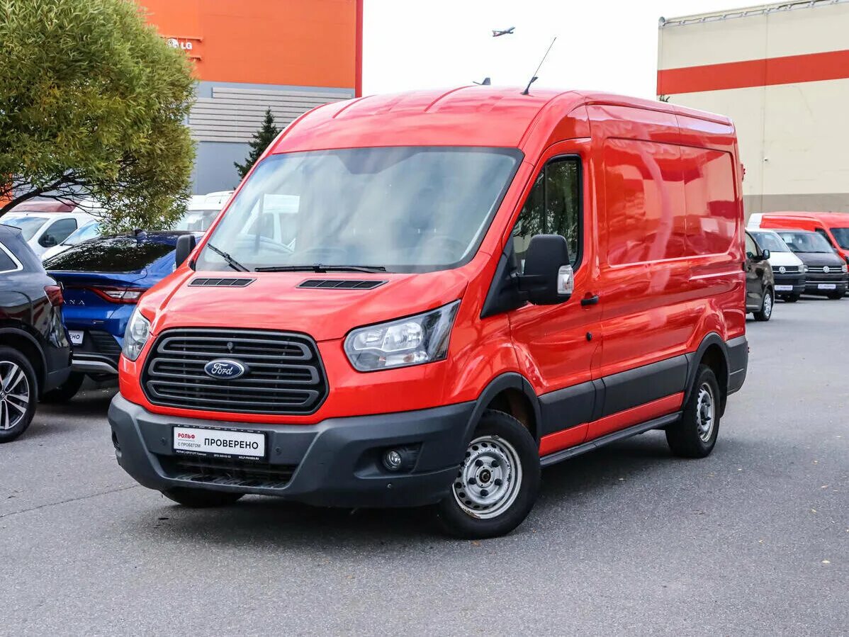 2 125. Форд транзит фургон 1997. Транзит 2017 год. Ford transit 2017 ходовые огни. Игрушка форд транзит грузовой фургон.