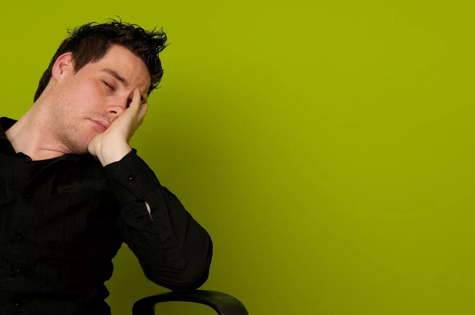 безразличный человек. скучающие лица. скучный человек. женщина эмоции. скучающие лица.