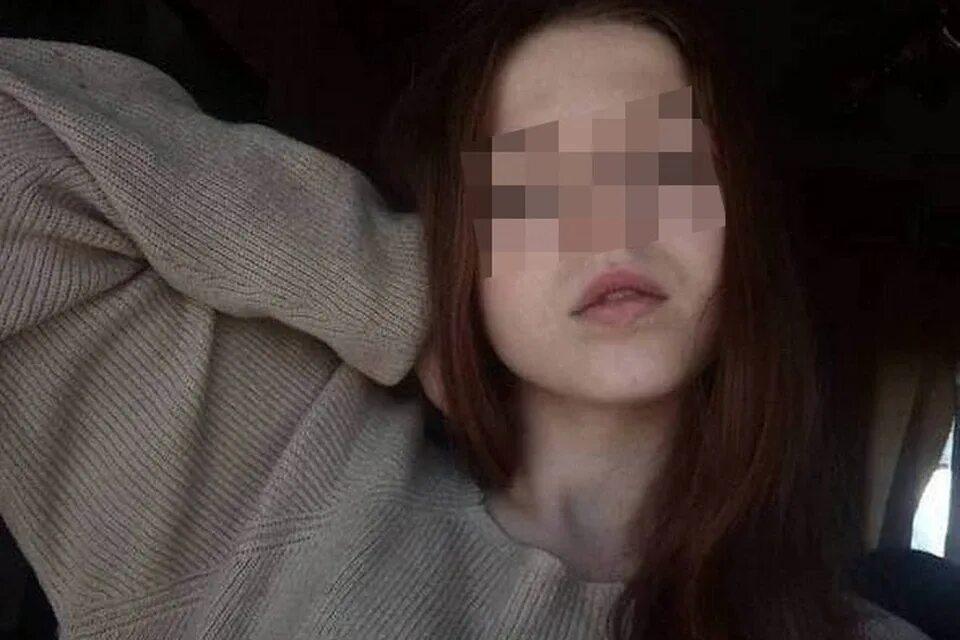 Насиловал 15 летнюю девочку