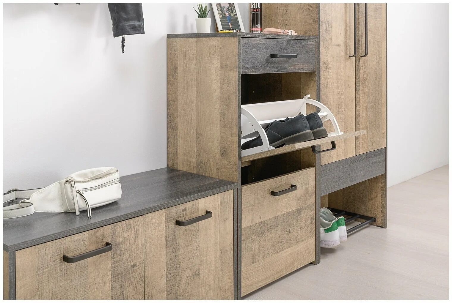 328. Трувор дуб гранж песочный интра. Трувор модульная гостиная. Трувор прихожая 15. Гостиная трувор моби мебель.