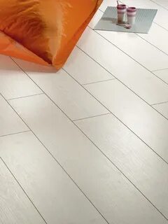 Ламинат для пола с фаской