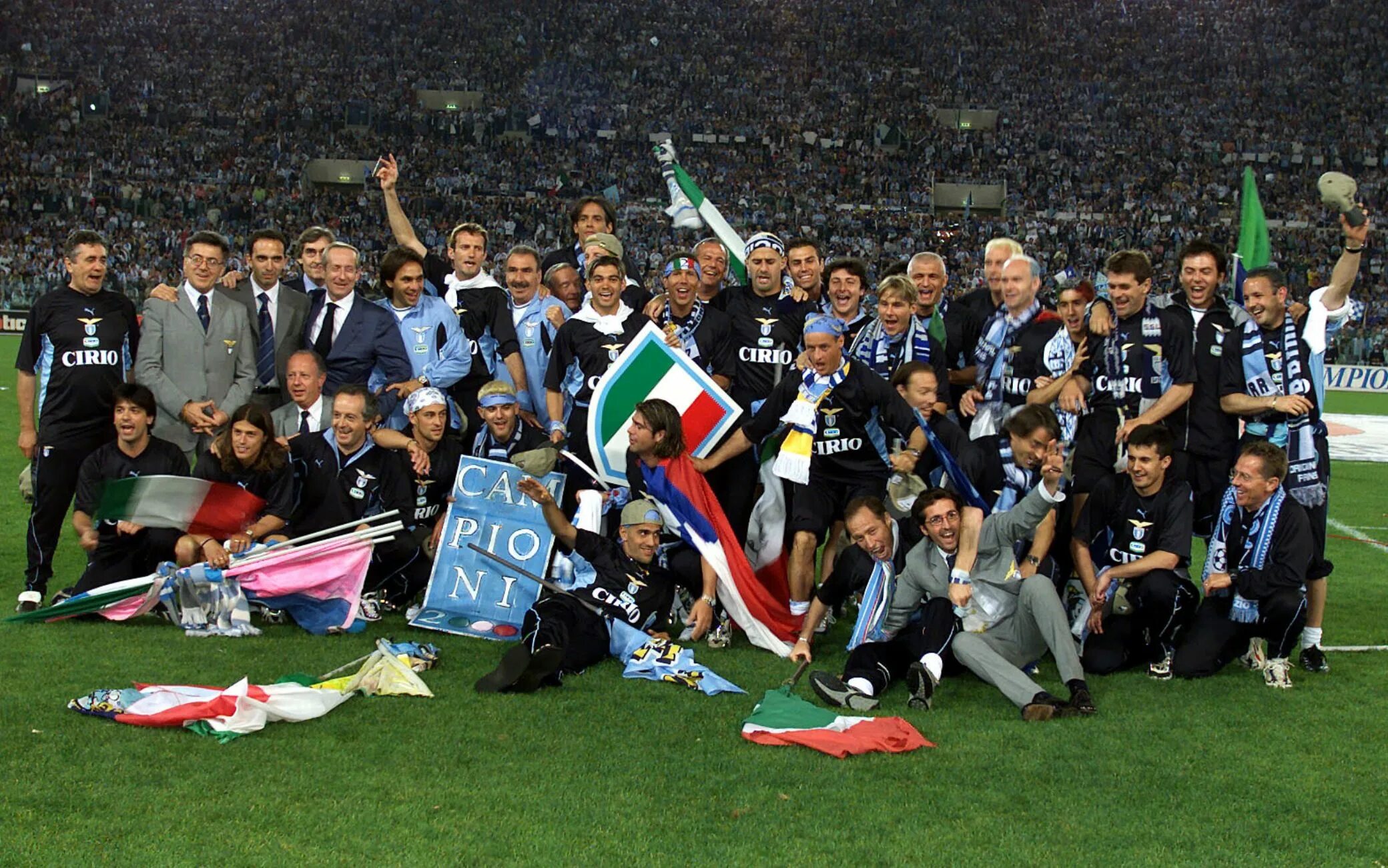 Lazio 2000/2001. Lazio 1999. Хуан Верон Лацио 2000/2001. Лацио чемпион Италии 2000. Фиорентино лацио