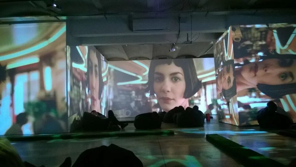Пространство люмьер холл. Кинотеатр люмьер холл москва. пространство люмьер холл москва. люмьер-холл красный октябрь. люмьер-холл москва здание.