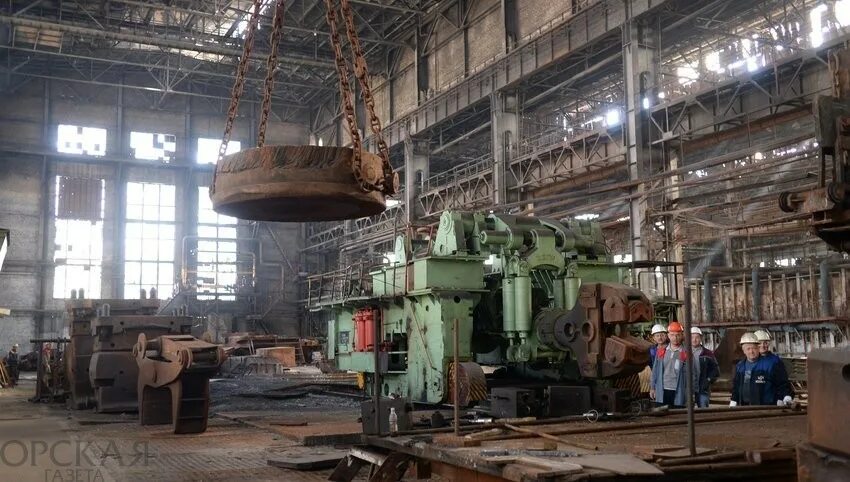 Южно уральский машиностроительный завод в оренбурге. Южно уральский машиностроительный завод в оренбурге. Завод в орске юумз. Орский машиностроительный завод орск. Кувандыкский завод прессов цеха.