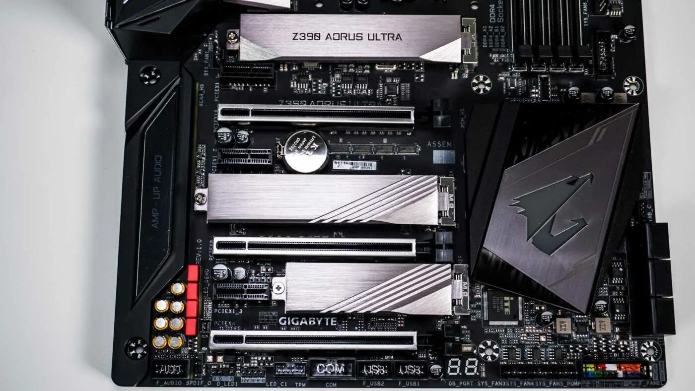 Z60 ultra купить. Z390 AORUS Ultra. Gigabyte z390 AORUS. Gigabyte z390 AORUS Ultra. Материнская плата Gigabyte z390.