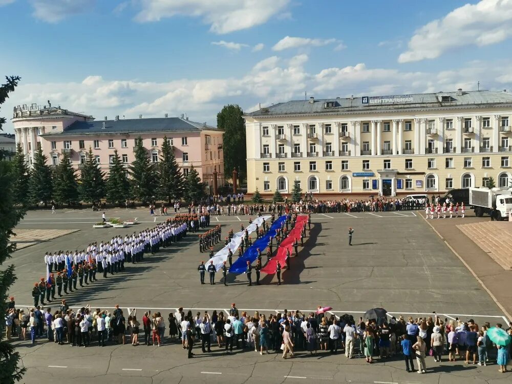 Г Красноярский край г Железногорск Академия МЧС. Центральная площадь города Железногорск Красноярского края. МЧС России г Железногорск. Парад Победы Железногорск Красноярский край. Сайт мчс железногорск красноярского