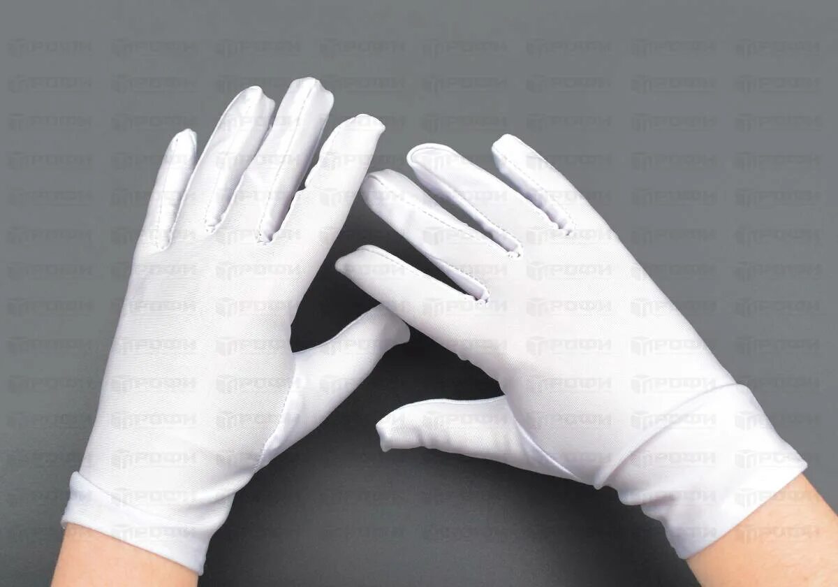24 белых перчатки и 20 черных. Перчатки из лайкры. Белые перчатки. Перчатки лайкра белые. Перчатки женские лайкра.