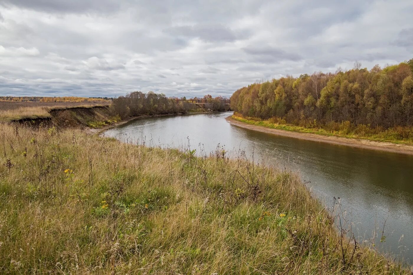 Река лоб. Река меша в Татарстане. Река Казанка в Казани. Река солонка Татарстан. Река Казанка Татарстан природа.