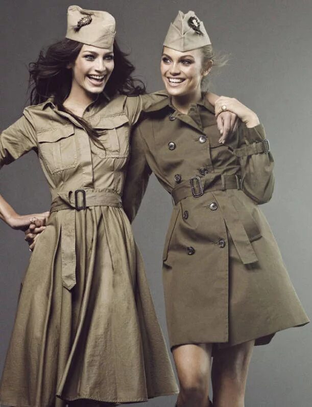Одежда во время войны. Стиль милитари 40е годы. Платья военных лет. Платье в стиле военных лет. Платье в стиле военных лет для девочки.