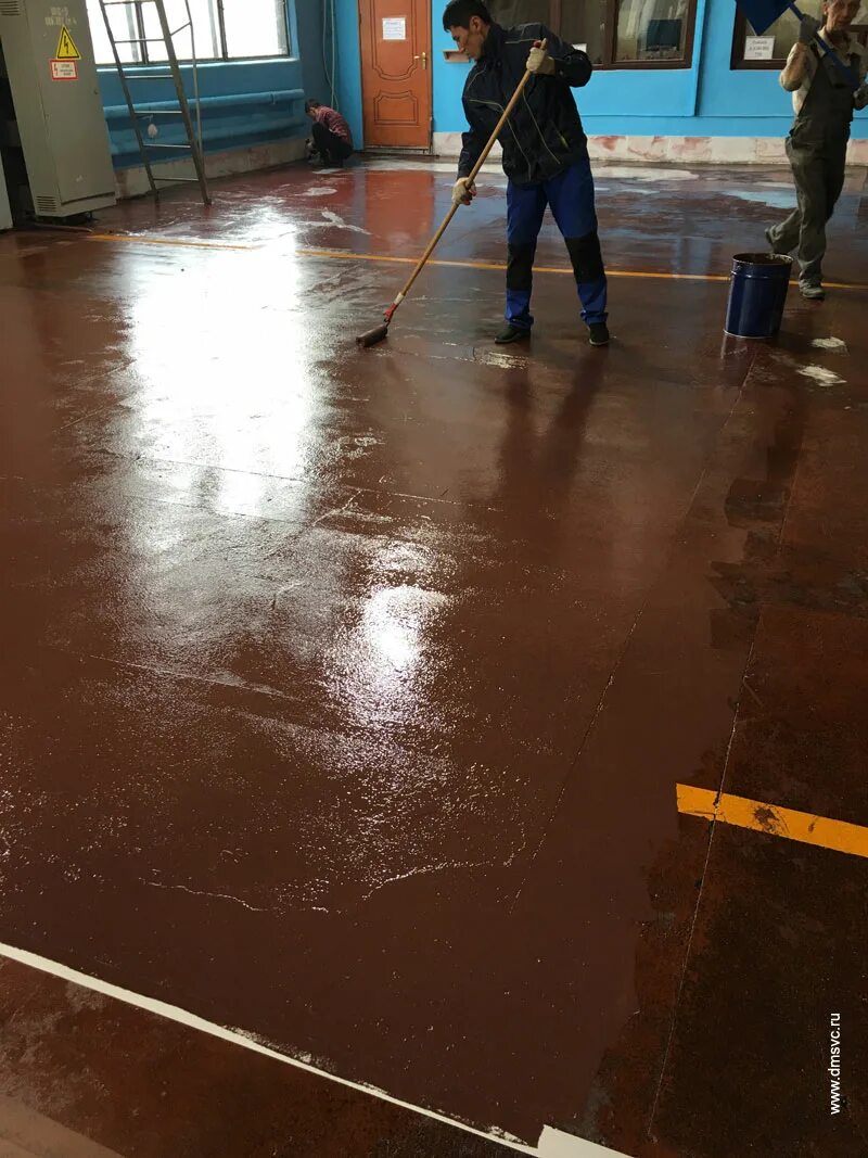 Двухкомпонентная полиуретановая краска для металла ланквитцер. Грунтовка полиуретановых полов. Грунтовка полиуретановых полов. Краска полиуретановая элакор для бетона. Полипласт краска.