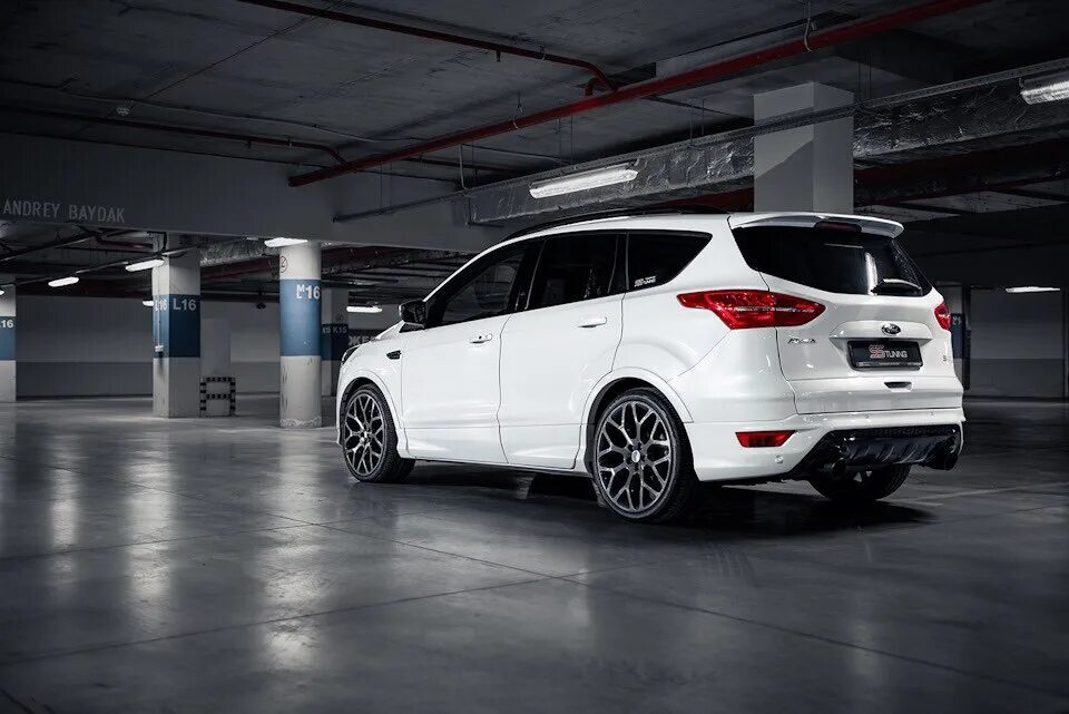 Разболтовка куга. Форд Куга 2. Ford Kuga Tuning 2017. Форд Куга 2 2014. Ford Kuga 1 обвес.