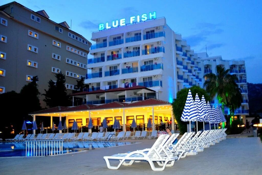 Блю фиш турция аланья. Турция,Конаклы,Blue Fish Hotel. Отель Blue Fish 4 Турция. Blue Fish Hotel 4 Турция Аланья Конаклы. Отель Блю Фиш Алания 4 звезды.