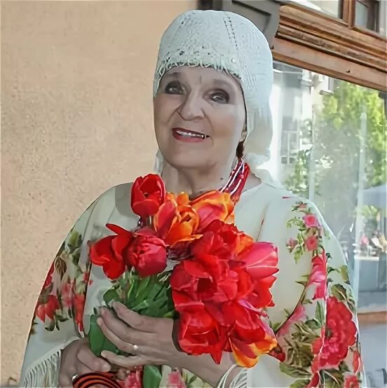 Сапогова. Сапогова. Сапогова певица. А сапогова психолог. Ира бачинская модель ножки.