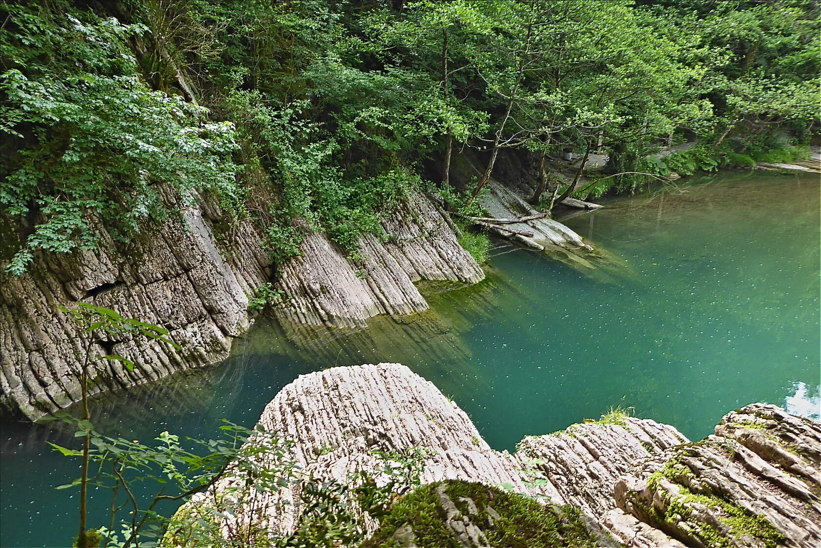 сочинский национальный парк гора ахун. хоста поселок сочи. каньон чертовы ворота хоста. тисо-самшитовая роща сочи. хоста сочи.