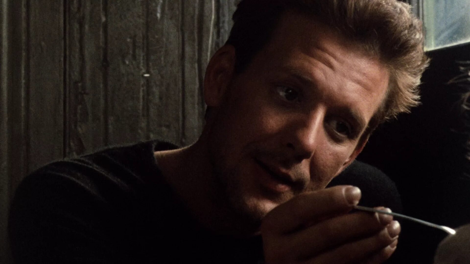 семь с половиной недель фильм. 9 1/2 недель фильм. ким бейсингер 9 1/2 недель. девять с половиной недель 1986. микки рурк и ким бэсинджер в фильме 9 с половиной недель.