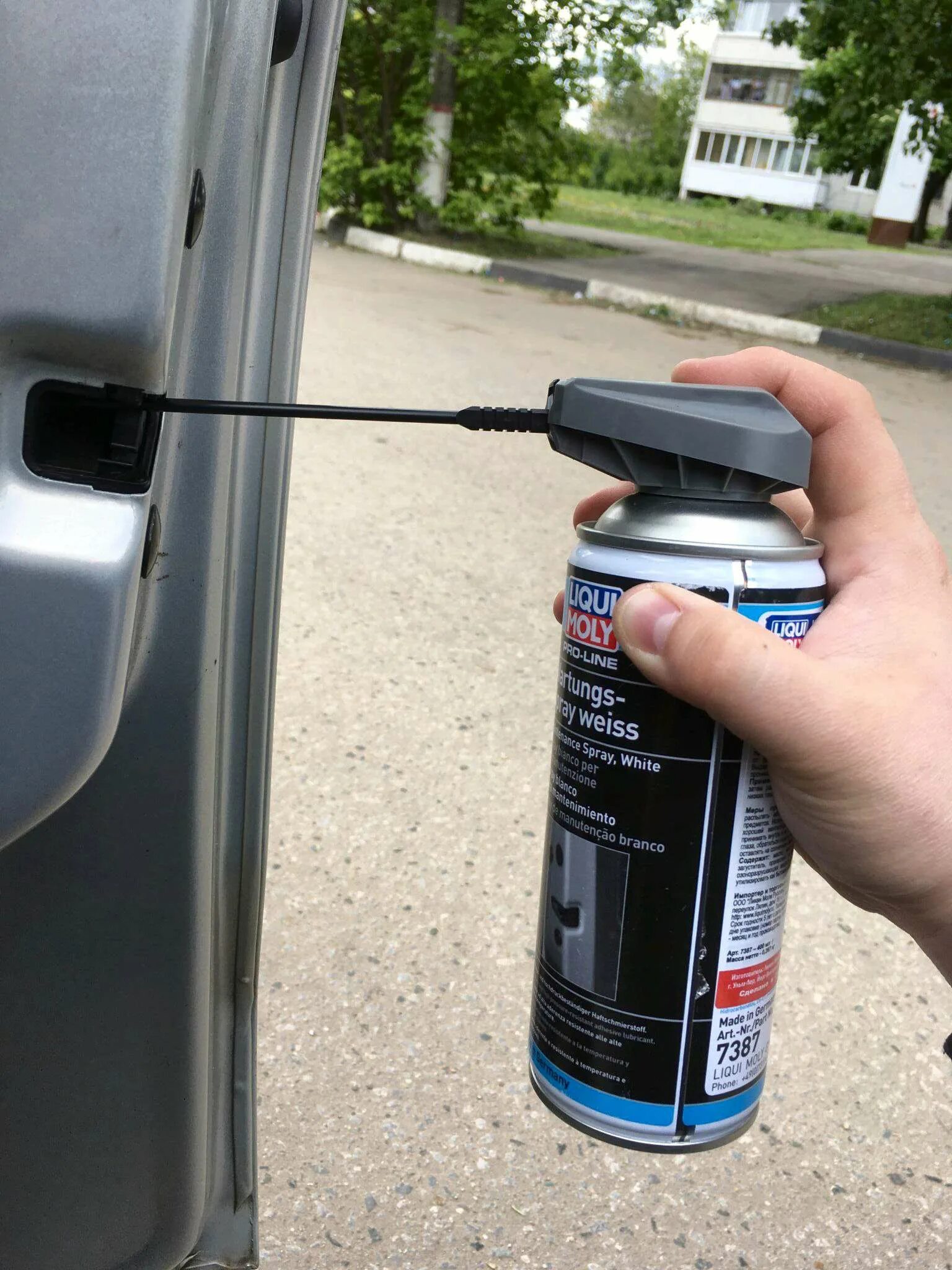 Белая смазка для автомобиля. Спрей для электропроводки 0,2л Liqui Moly Electronic-Spray 8047. 8047 Liqui Moly. Electronic-Spray (0,2л) Liqui. Грязеотталкивающая белая смазка Liqui Moly Pro-line Wartungs-Spray Weiss 0,4л 7387.