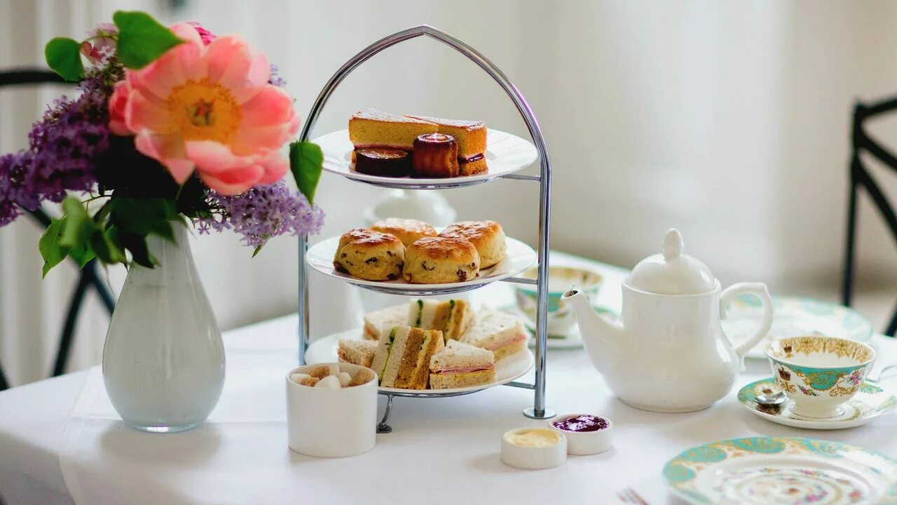 English afternoon. Afternoon Tea. English afternoon Tea. Afternoon Tea фото. Tea at the Orangery at Kensington Palace.