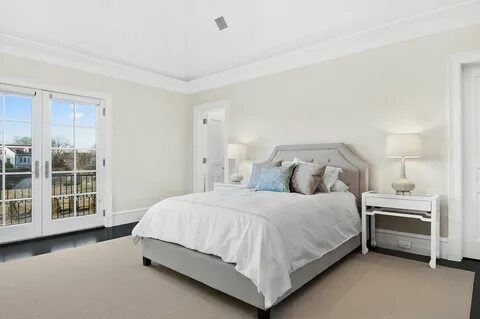 Pearl room