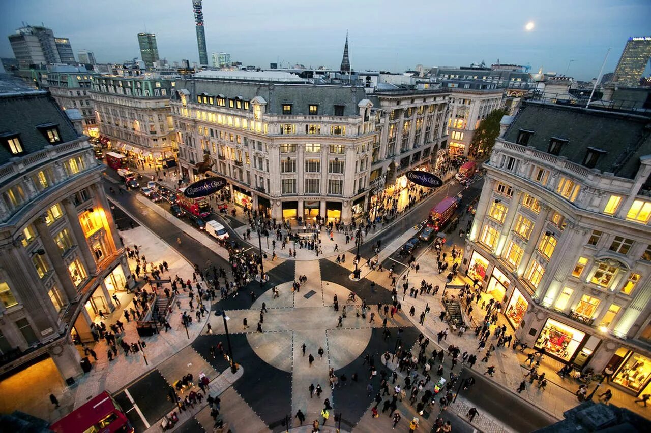 Улица Оксфорд стрит в Лондоне. Oxford Street в Лондоне. Оксфорд Серкус в Лондоне. London shopping Oxford Street. Shops and shopping in great