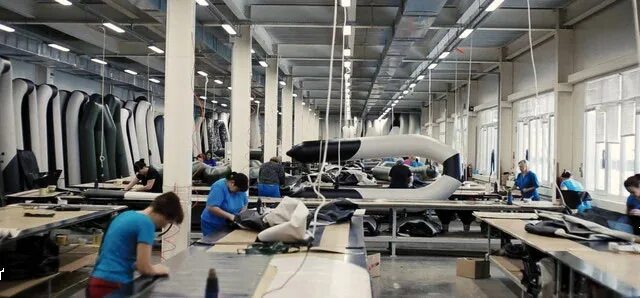Сборщик лодок пвх. Апачи 3900 нднд. Уфимские лодки. Завод мастер лодок. Производители надувных лодок.
