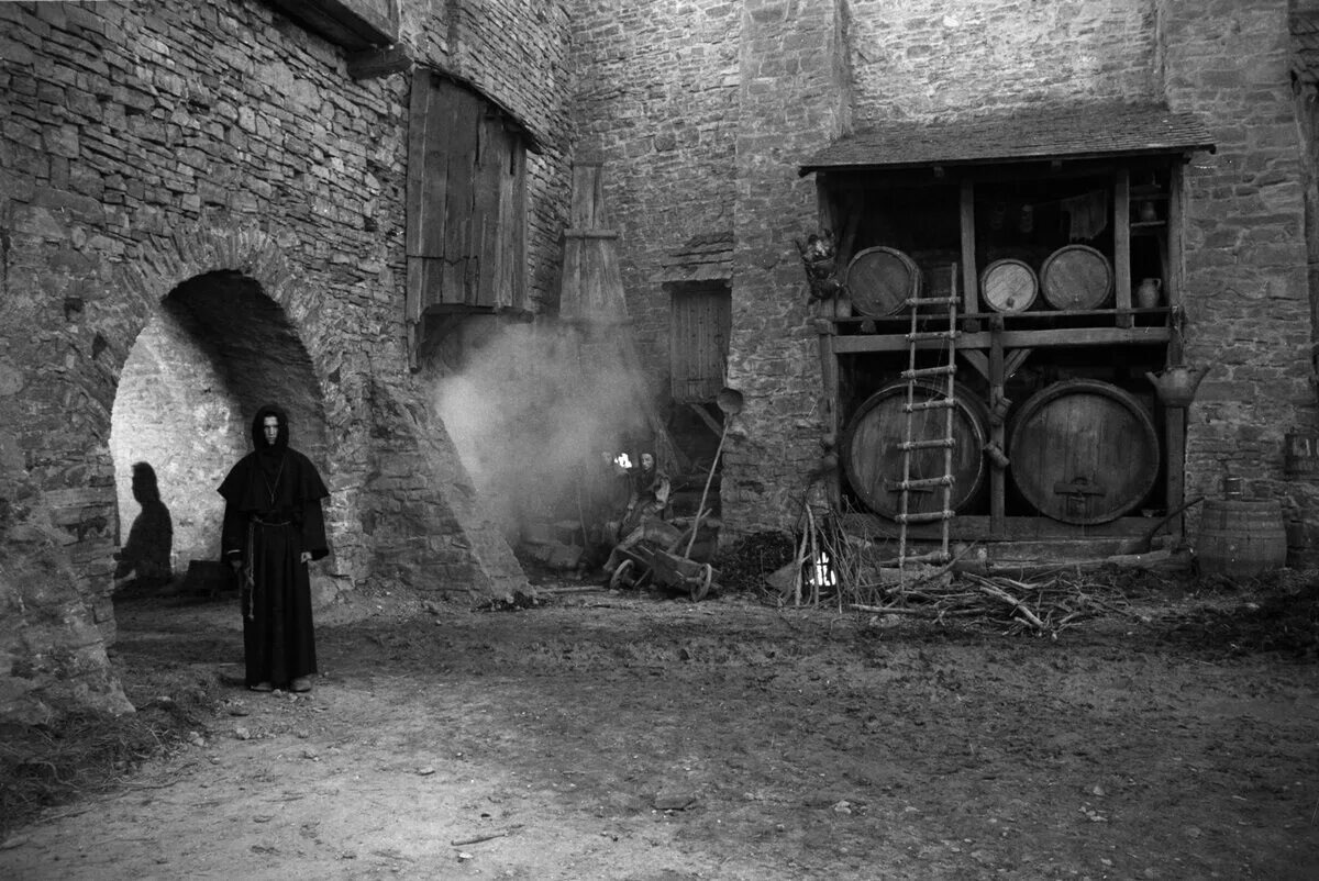 трудно быть богом 2013 отзывы. трудно быть богом 2013 отзывы. леонид ярмольник румата. леонид ярмольник трудно быть богом. трудно быть богом фильм 2013.