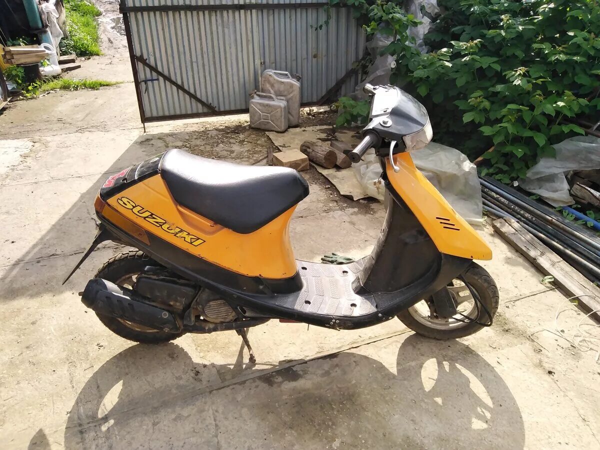 Куплю сузуки сепия. Suzuki Sepia 1992. Suzuki Sepia 65cc. Скутер Сузуки сепия. Sepia ZZ 1992.