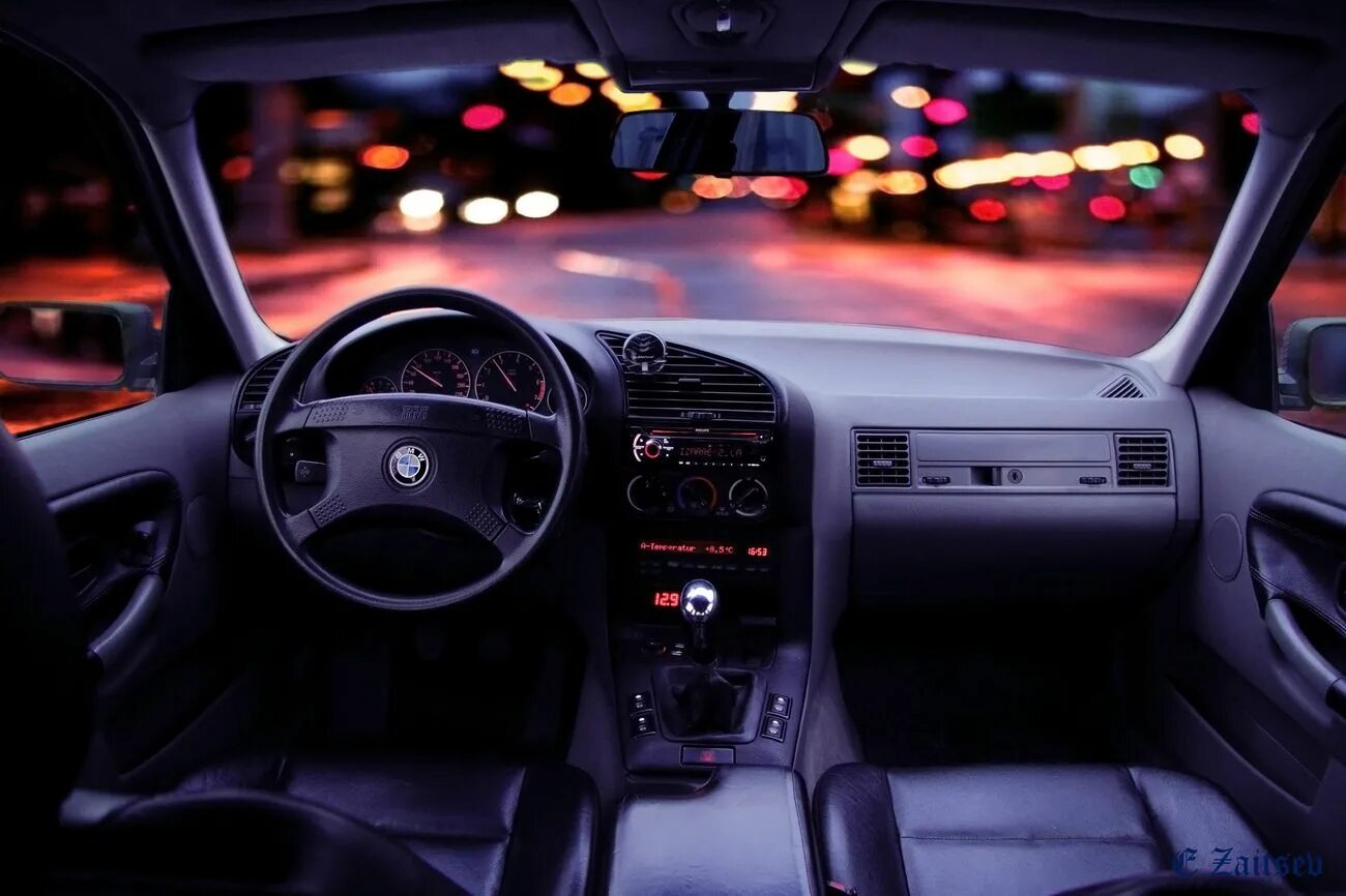 Бмв е36 салон. BMW e36 Interior. Е36 салон. M3 e36 салон.