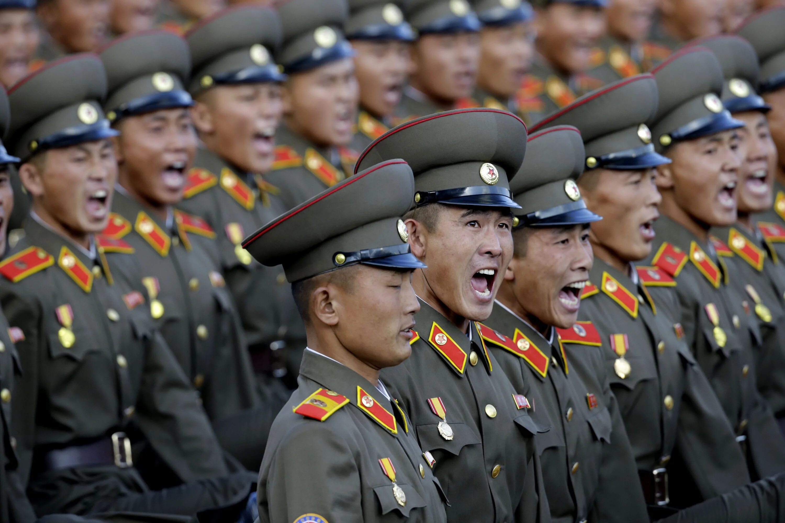 Группы северной кореи. Армия Северной Кореи. Солдаты Северной Кореи. Военная форма Северной Кореи. Ренхап КНДР.