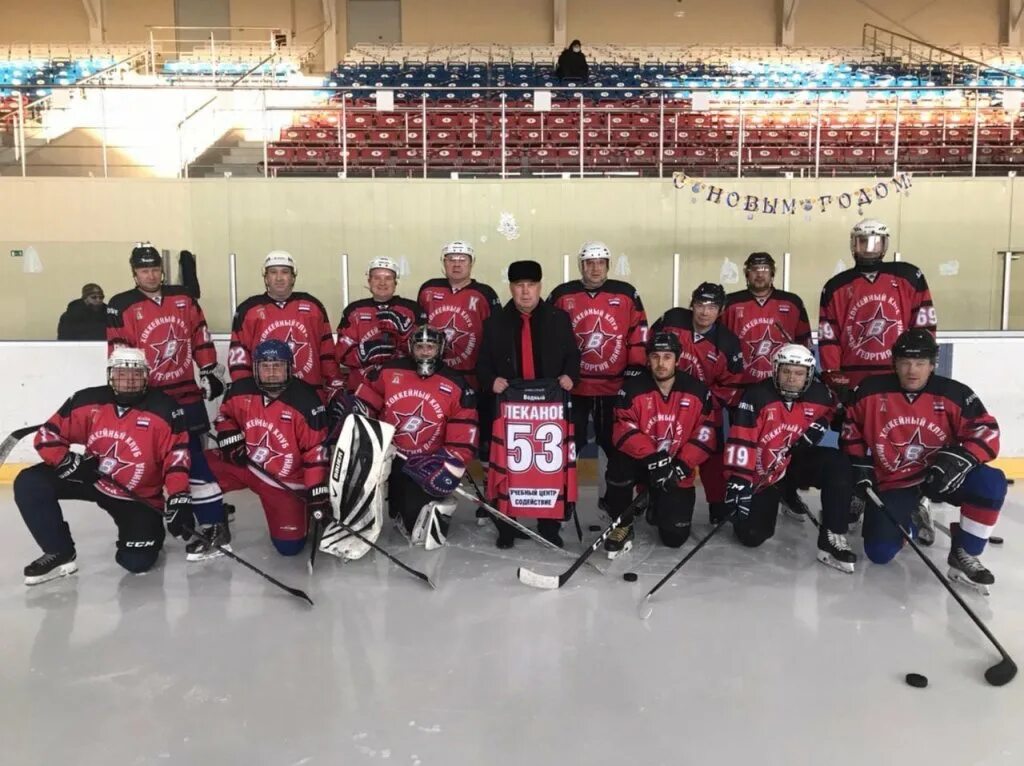 Адмирал хоккейный клуб. Хк малышок. Спонсор хк. Спонсоры кхл. Спонсор хк.