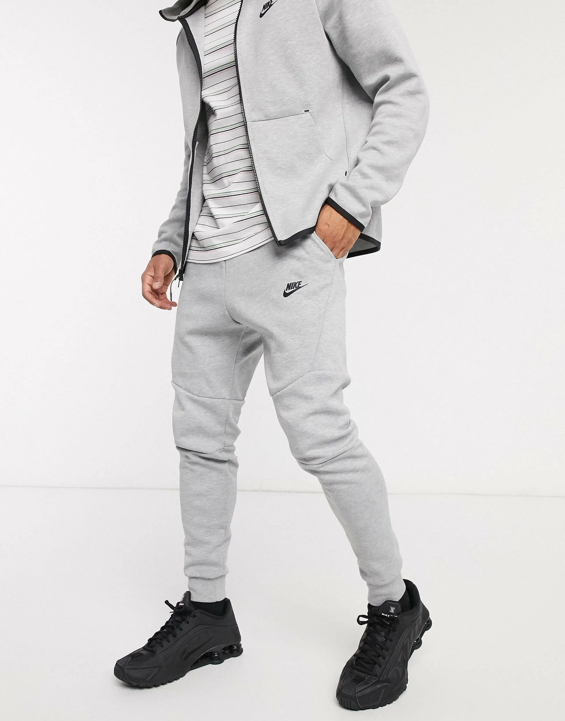 Nike Tech Fleece Jogger. Nike Tech Fleece Grey. Nike Tech Fleece штаны. Nike Tech Fleece серый. Nike tech кроссовки