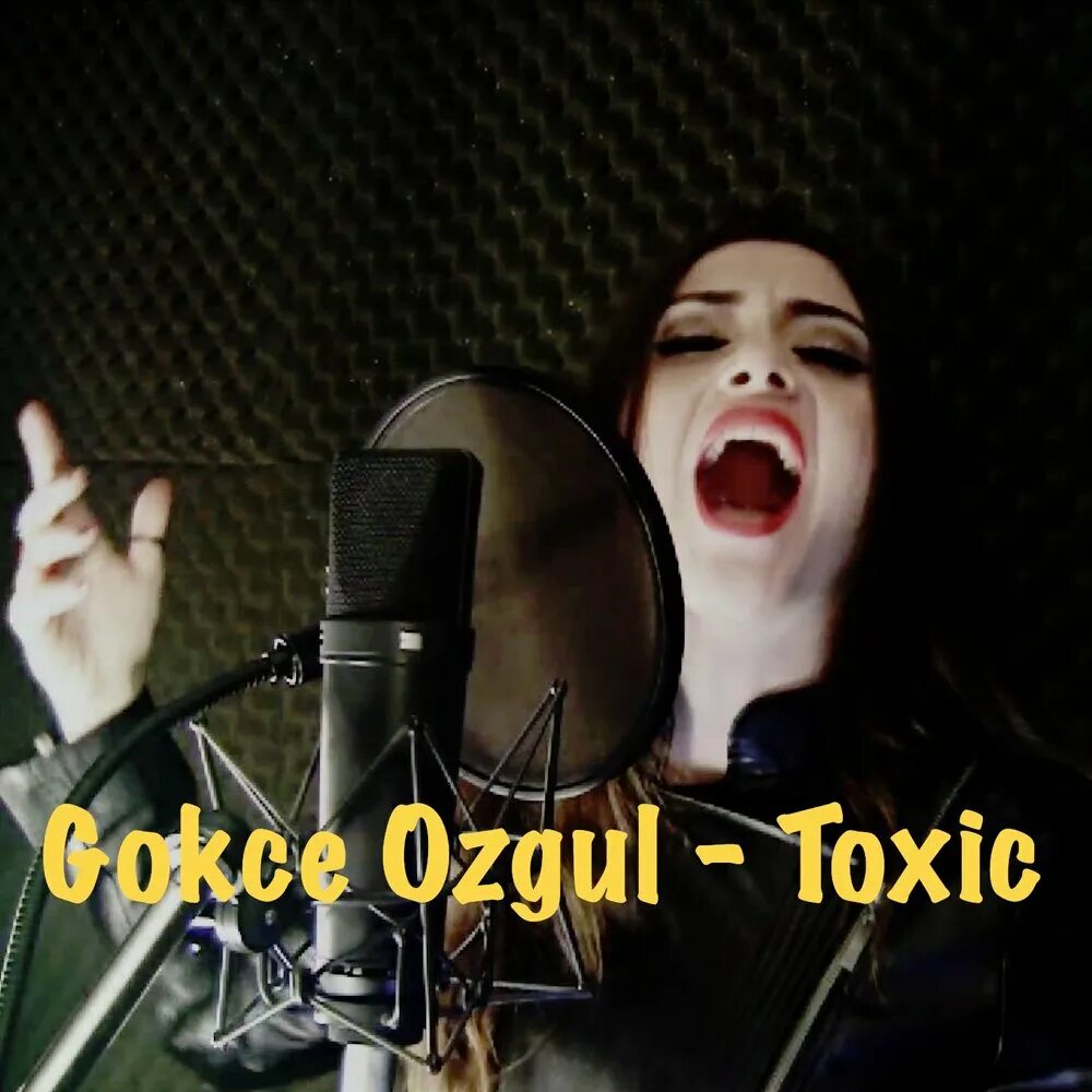 Hurt песня toxic. Toxic обложка. Исполнитель песни Toxic. Песни Токсик. Токсик песня.