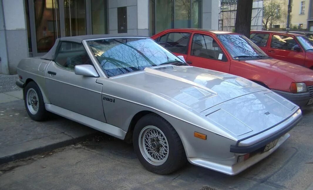 TVR 280i. TVR 280. TVR Tasmin. TVR 280, 1982.