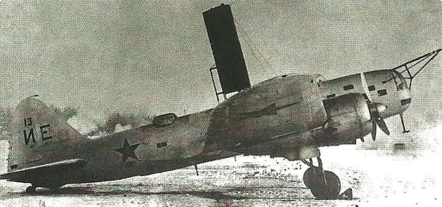 8 августа 1941 года самолеты дб 3. Дб-3 бомбардировщик. самолет дб-3. дб-3 1941. дб-3 выхлоп.