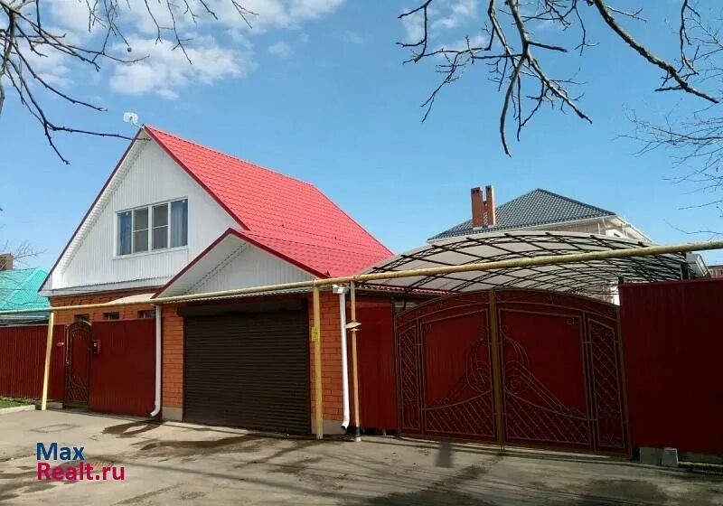 Краснодарский край город лабинск улица победы дом 28. Дом в лабинске. Дом в лабинске. Лабинск краснодарский край недвижимость. Дом в лабинске.
