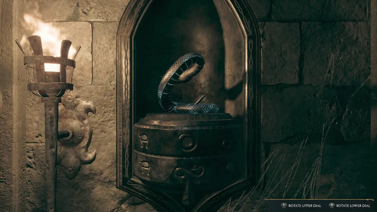 Замок слизерин менор интерьер замка. Hogwarts legacy двери с цифрами. Хогвартс загадка с дверью. Как открыть дверь слизерина. Hogwarts legacy головоломки.