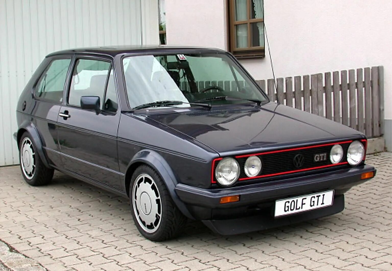 Фольксваген гольф 1.6 купить. Volkswagen Golf GTI mk1. Volkswagen Golf 1 GTI. Фольксваген гольф MK 1. Фольксваген Golf GTI 1.