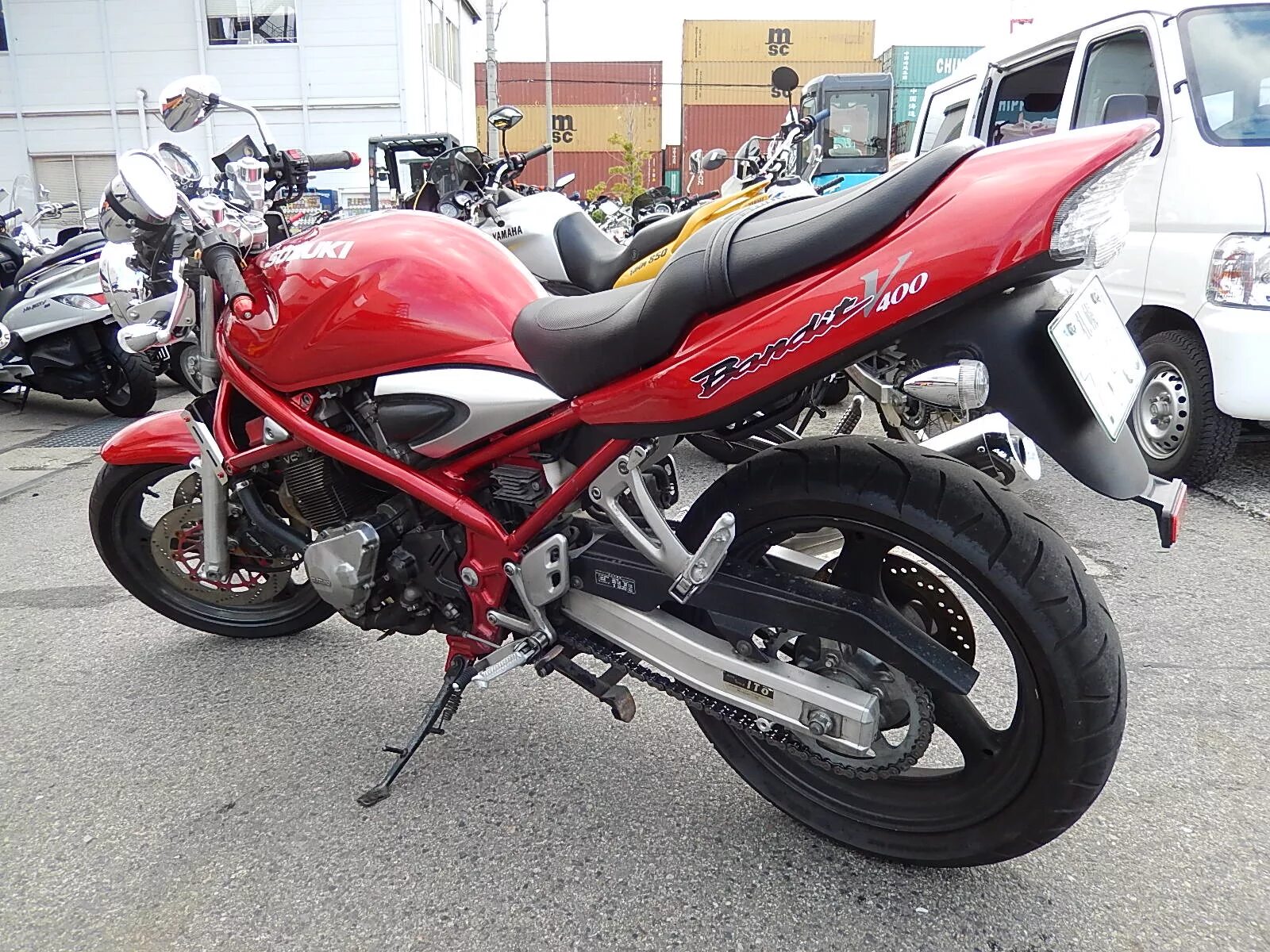 Хонда сб 400 sf. Yamaha 400 кубов. Buy 400. Yamaha sr400-2. Buy 400.