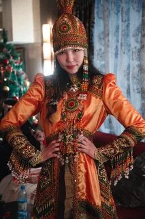 Якутский женский национальный костюм