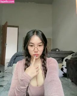 Elvara Caliva  yourelvv  yourelvv Nude Leaked Photo 129.