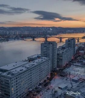 Екатеринбург время с красноярском