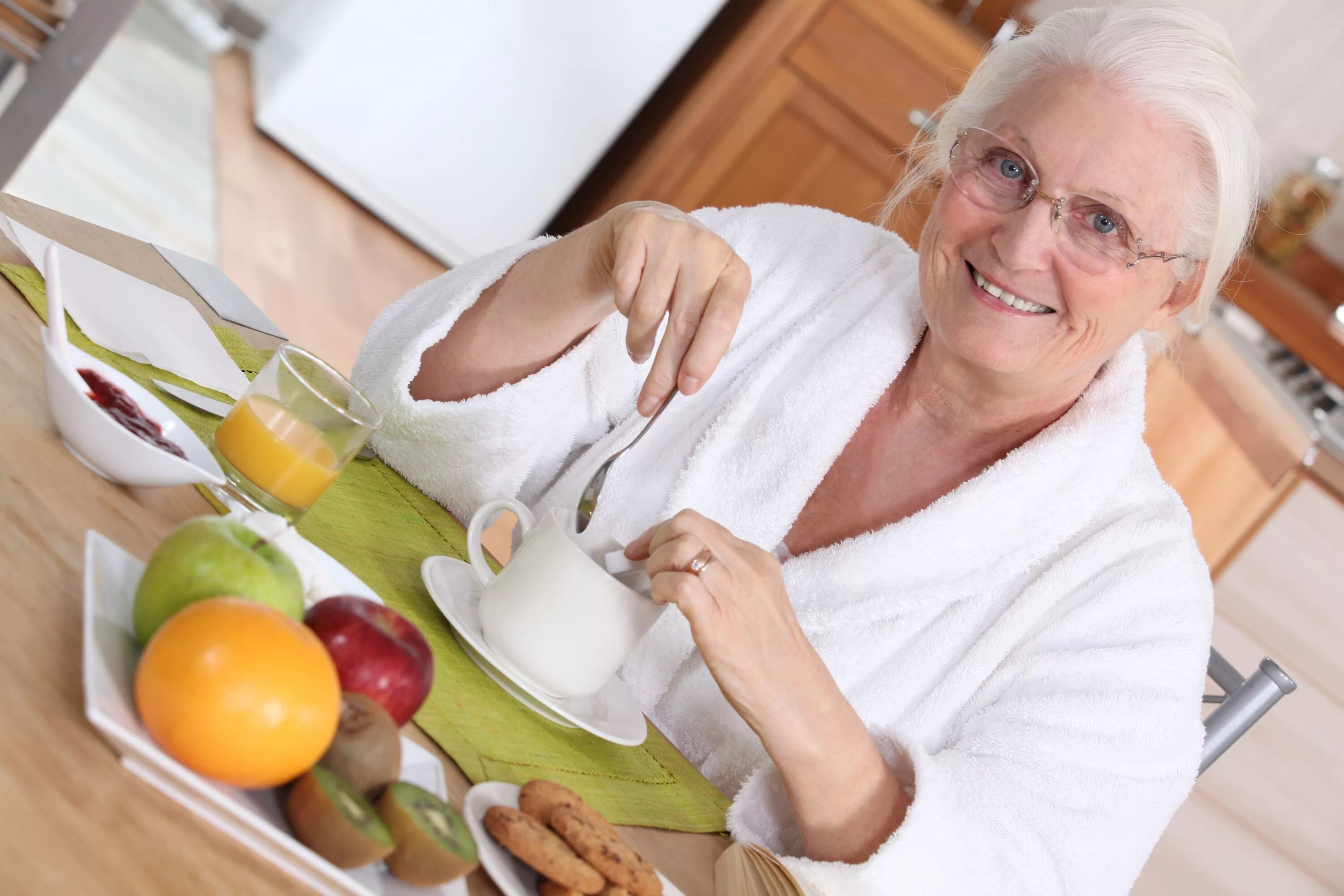 Климакс аппетит. Здоровое питание для пожилых. Здоровое питание в пожилом возрасте. Диетотерапия пожилых людей. Похудение в пожилом возрасте.