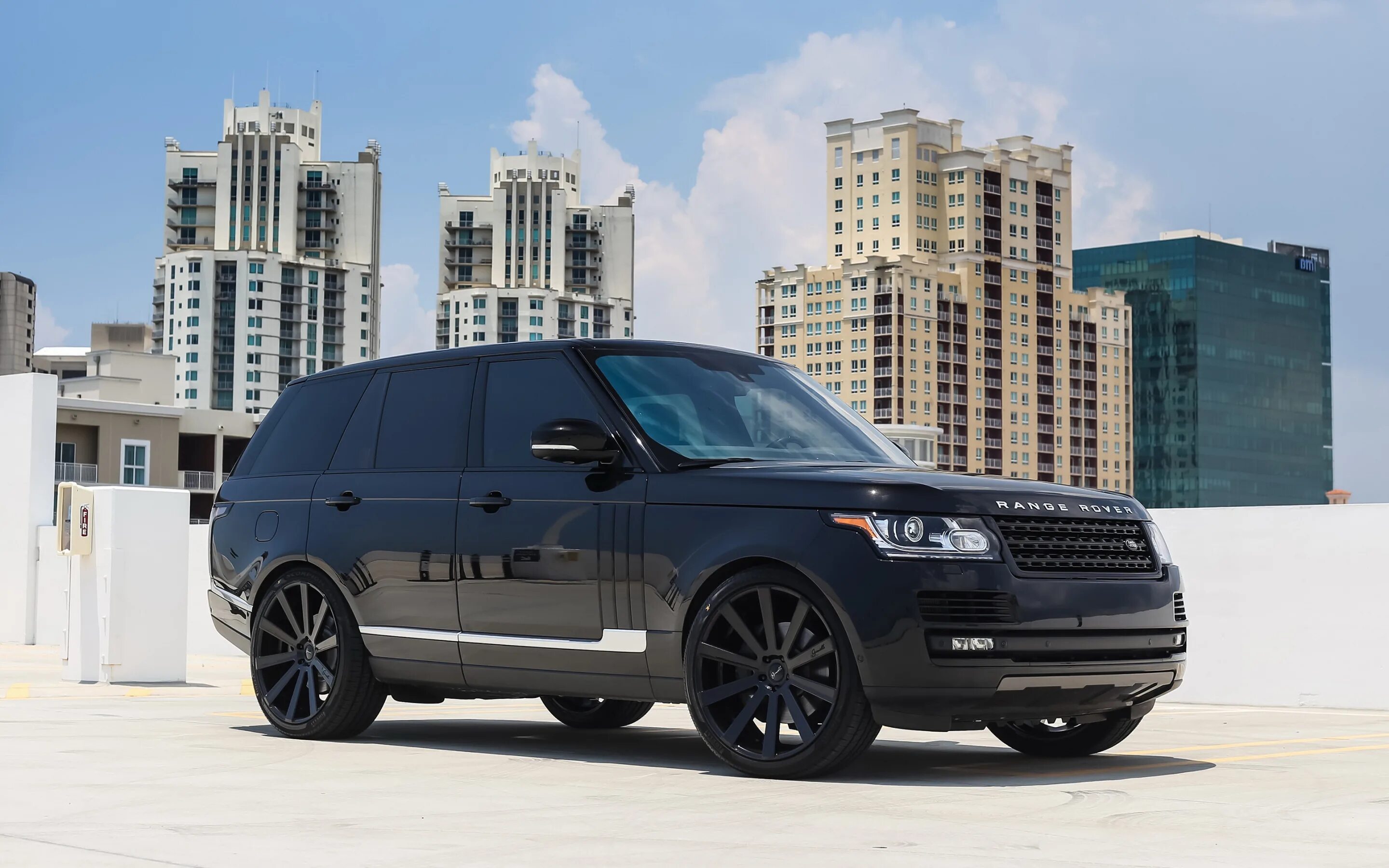 Py range. Range rover 4. range rover rr-5 черный. range rover 2025 black. range rover c 4.