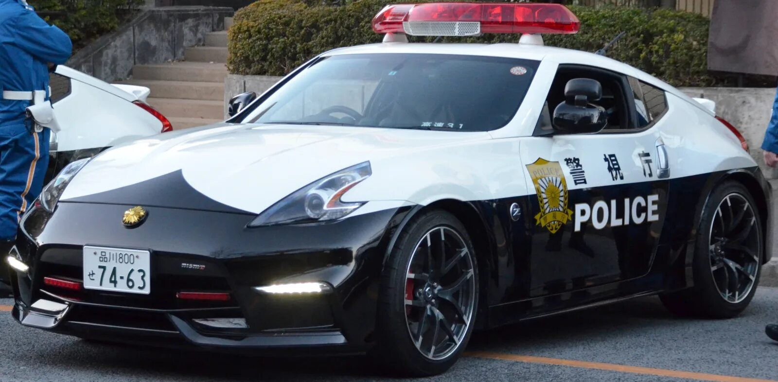 Полиция токио 3. Nissan 370z Police. Nissan Fairlady z Police. Nissan 350z Police. Nissan Fairlady Police car.