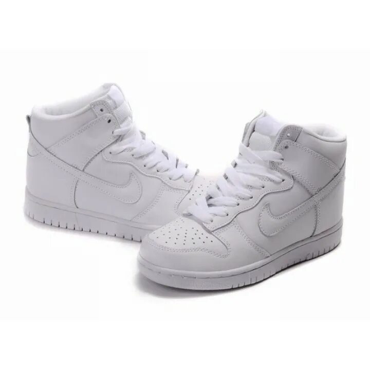 White nike dunk low женские. Белые данки найк. Белые данки найк. Nike sb dunk low белые. Белые данки найк.