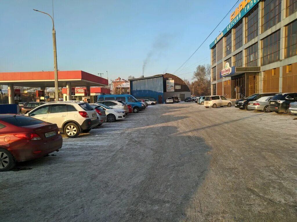 Баррикад 60 в иркутске. Баррикад 54а иркутск. Баррикад 2/7 иркутск. Баррикад 60 г иркутск. Иркутск баррикад площадка для велосипеде.
