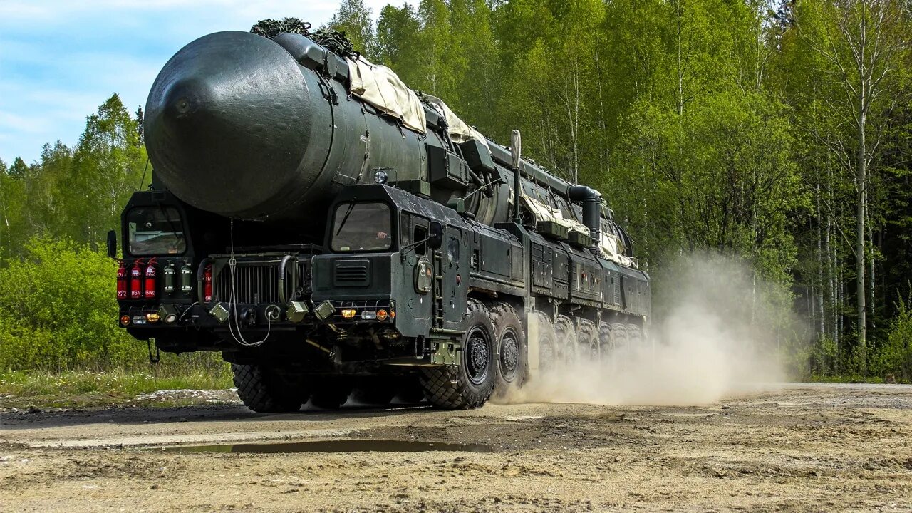 РС-24 Ярс. Ярс ракетный комплекс. Тополь Ярс. Ракета РС-24 Ярс.